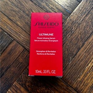 Shiseido Ultimune Power Infusing Serum - Vibrant Red